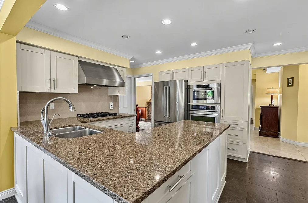 2092 148 Street, Surrey, BC - MLS: R3163194 - Photo 4 2092 148 Street, Surrey, BC - MLS: R3163194 - Photo 4