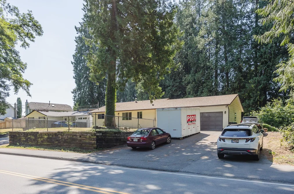 20928 96 AVENUE, Langley BC V1M 2P7, Langley BC — Residential for Sale - Photo 2