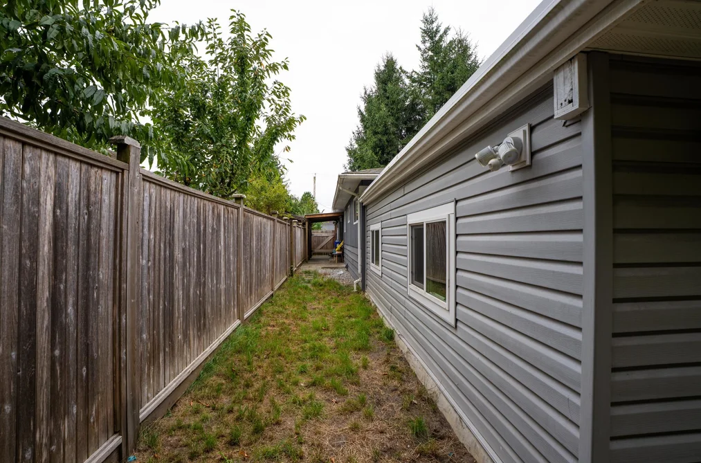 20955 118 Avenue, Maple Ridge, BC - House for Sale - Photo 17 of 28 20955 118 Avenue, Maple Ridge, BC - House for Sale - Photo 17 of 28