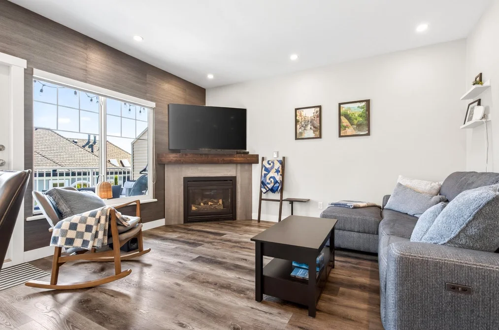 21 1751 PADDOCK DRIVE, Coquitlam BC V3E 3M2, Coquitlam BC — Residential for Sale - Photo 4