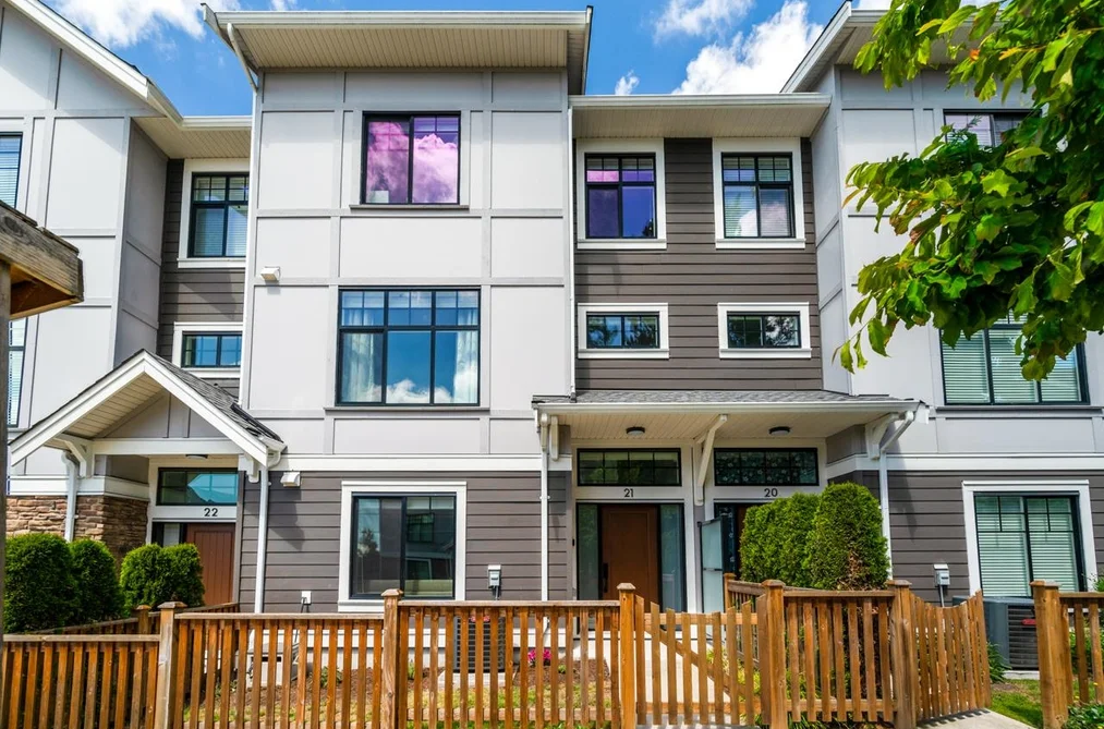 21 20261 72B AVENUE, Langley BC V2Y 3M8, Langley BC — Residential for Sale - Photo 2