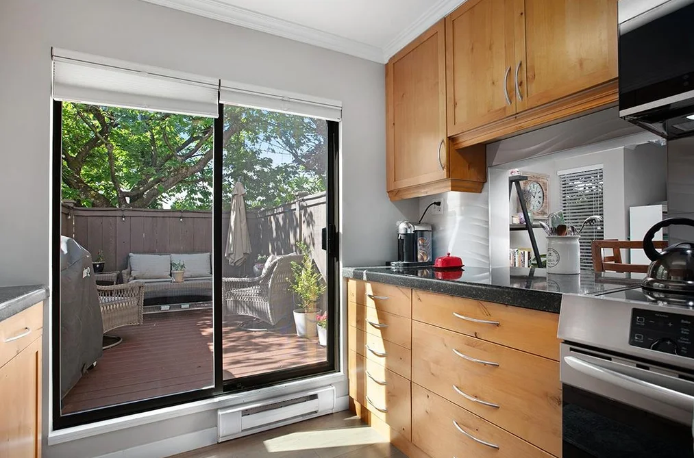21 230 W 14TH STREET, North Vancouver BC V7M 1P3, North Vancouver BC — Residential for Sale - Photo 6
