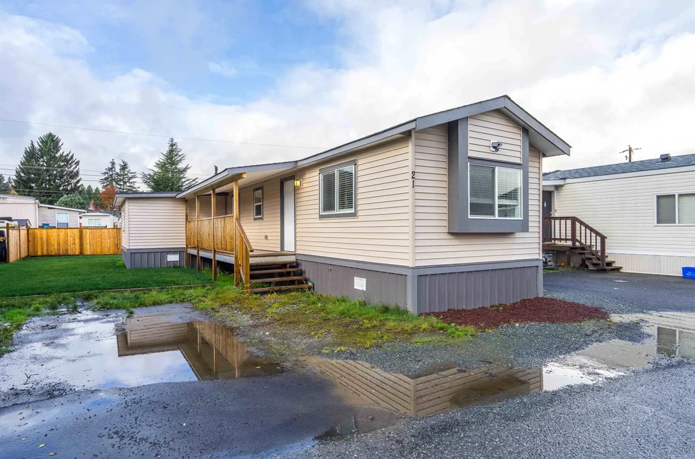 Manufactured Home for sale at 21 26892 Fraser Highway Langley British Columbia - MLS: R3104543