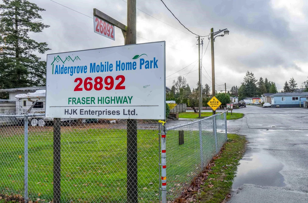 21 26892 FRASER HIGHWAY, Langley BC V4W 3T5, Langley BC — Residential for Sale - Photo 2