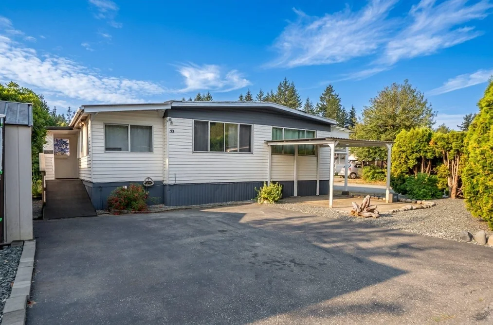 Manufactured Home for sale at 21 3031 200 Street Langley British Columbia - MLS: R3153095