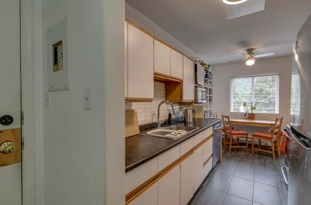 21 38173 WESTWAY AVENUE, Squamish BC V8B 0Y4, Squamish BC — Residential for Sale - Photo 4