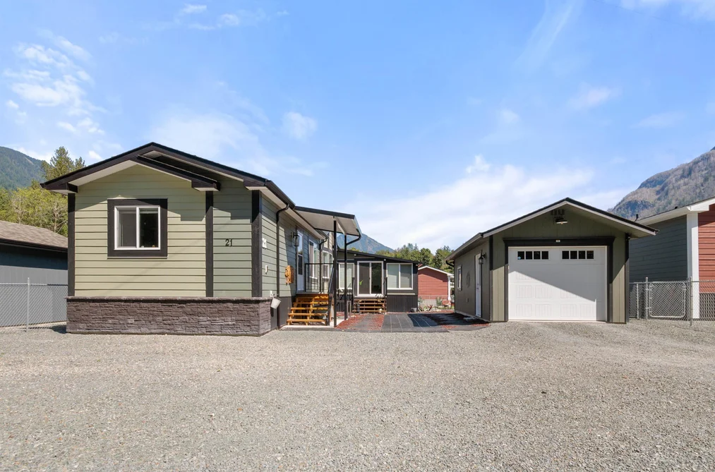 Manufactured Home for sale at 21 59060 Lougheed Highway Agassiz British Columbia - MLS: R3084263