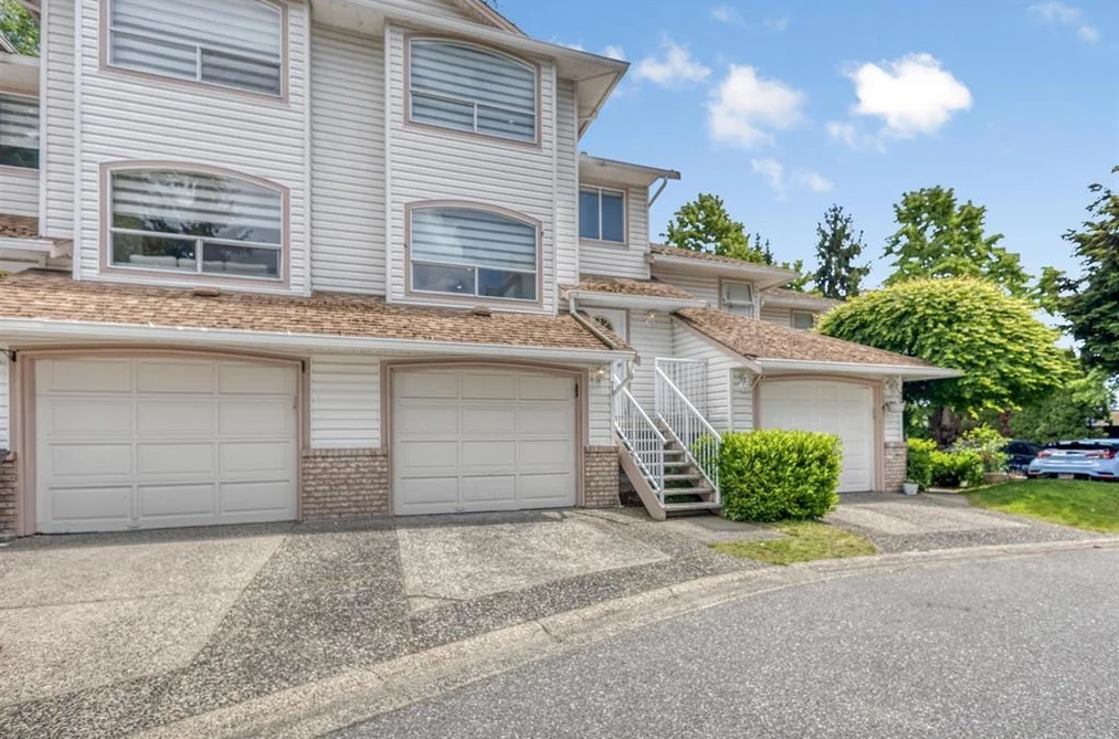 Townhouse for sale at 21 7140 132 Street Surrey British Columbia - MLS: R3089308