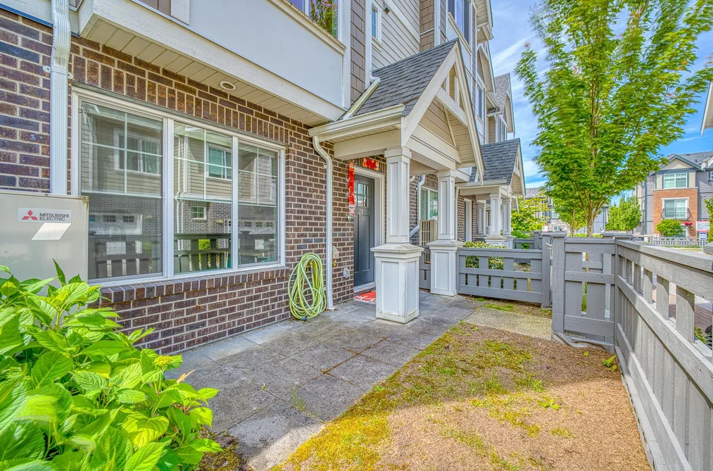 21 7180 LECHOW STREET, Richmond BC V6Y 0K9, Richmond BC — Residential for Sale - Photo 2