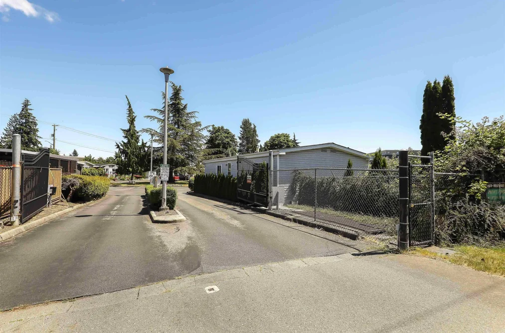 Manufactured Home for sale at 21 8670 156 Street Surrey British Columbia - MLS: R3142302