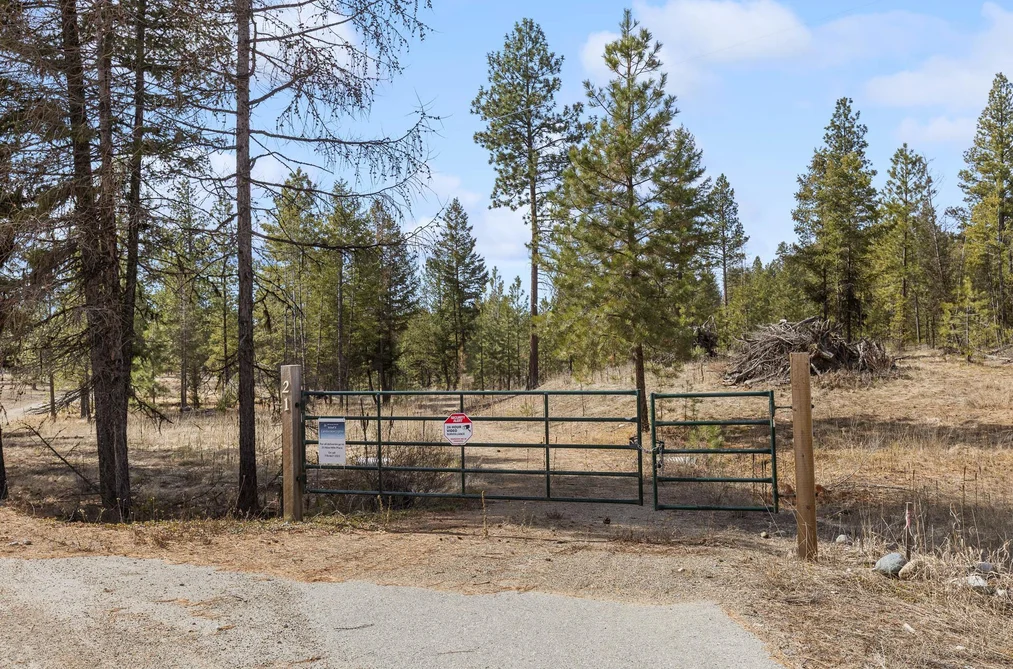 21 NINE MILE PLACE, No City Value BC V0H 1V6, No City Value BC — Land for Sale - Photo 7