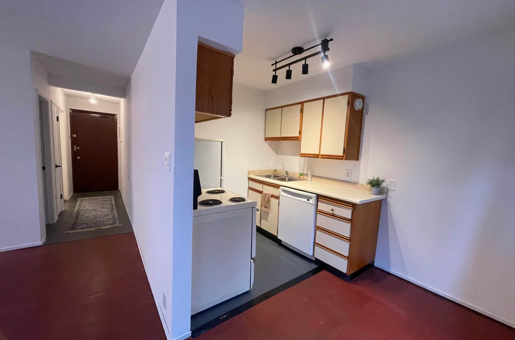 Condo for sale at 210 1050 Jervis Street Vancouver British Columbia - MLS: R3103938