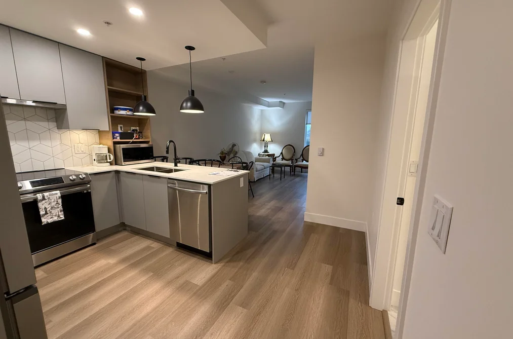 210 10778 138 STREET, Surrey BC V3T 0S5, Surrey BC — Residential for Sale - Photo 3