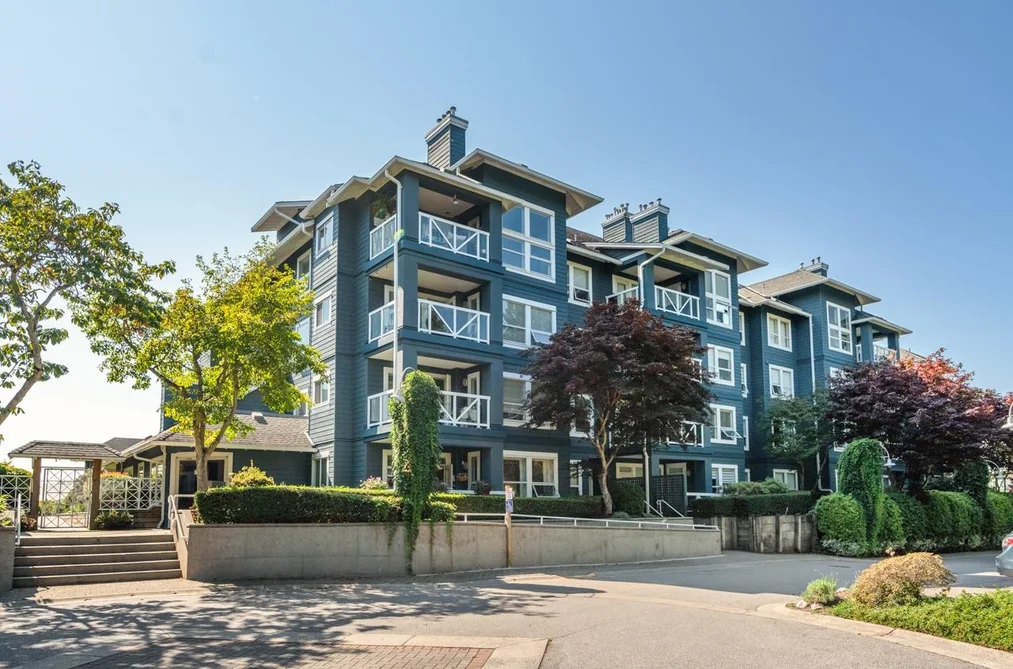 Condo for sale at 210 12911 Railway Avenue Richmond British Columbia - MLS: R3079594
