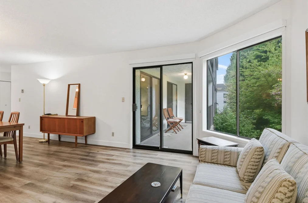 210 1521 BLACKWOOD STREET, White Rock BC V4B 3V6, White Rock BC — Residential for Sale - Photo 6