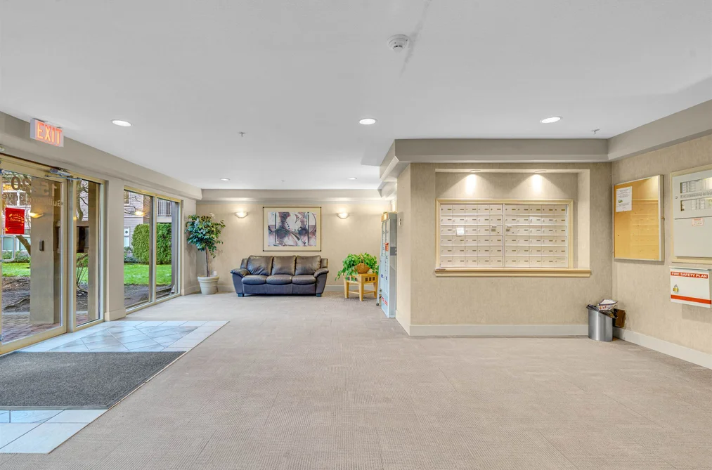 210 15220 GUILDFORD DRIVE, Surrey BC V3R 0Y6, Surrey BC — Residential for Sale - Photo 6