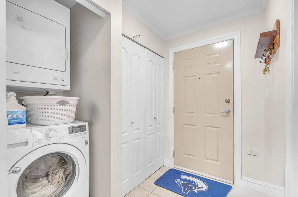 210 15220 GUILDFORD DRIVE, Surrey BC V3R 0Y6, Surrey BC — Residential for Sale - Photo 7