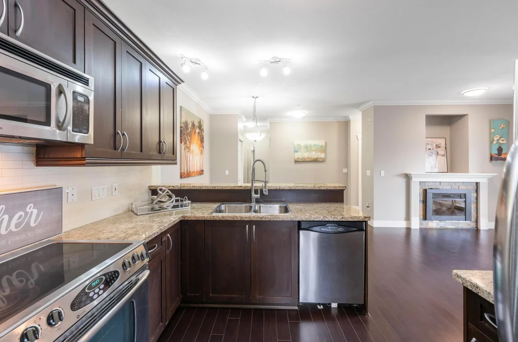 210 15368 17A AVENUE, Surrey BC V4A 1V3, Surrey BC — Residential for Sale - Photo 6