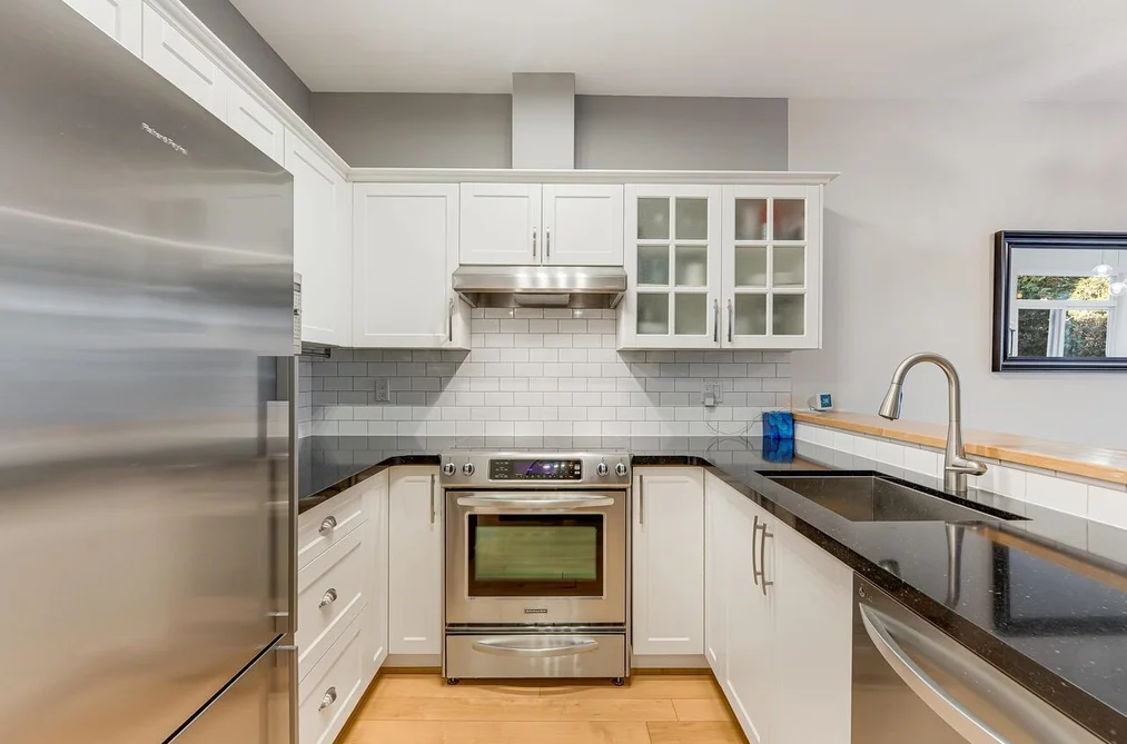 210 1675 W 10TH AVENUE, Vancouver BC V6J 2A2, Vancouver BC — Residential for Sale - Photo 3