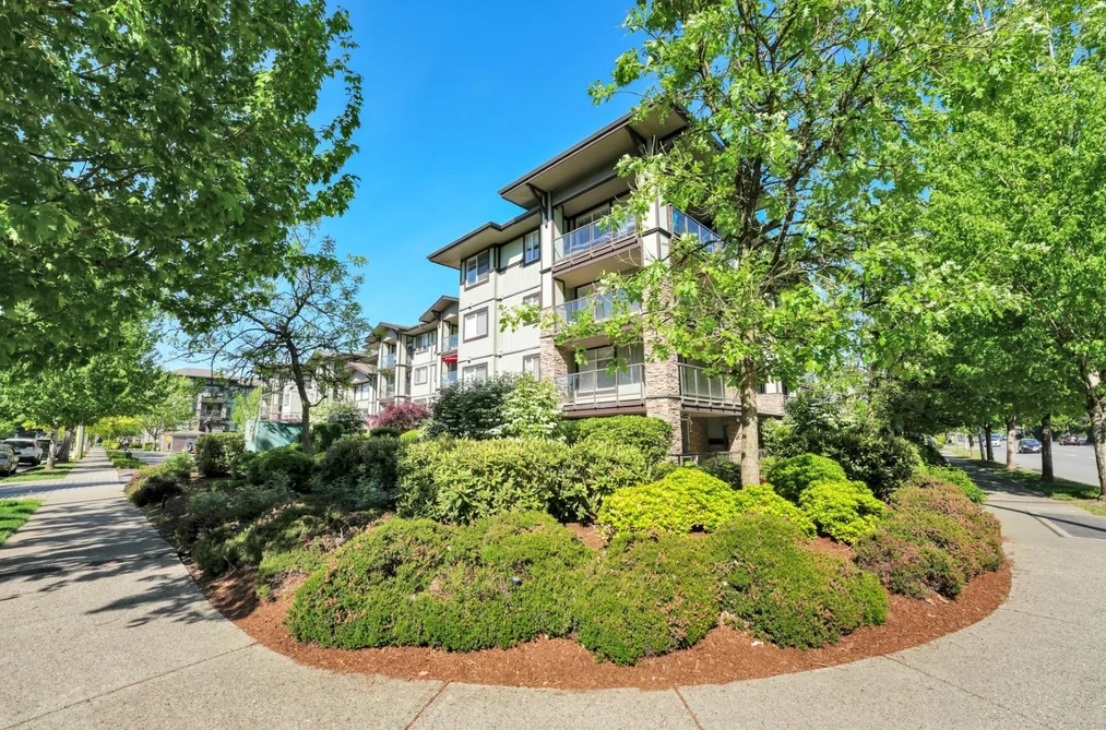 210 2038 SANDALWOOD CRESCENT, Abbotsford BC V2S 3H6, Abbotsford BC — Residential for Sale - Photo 2