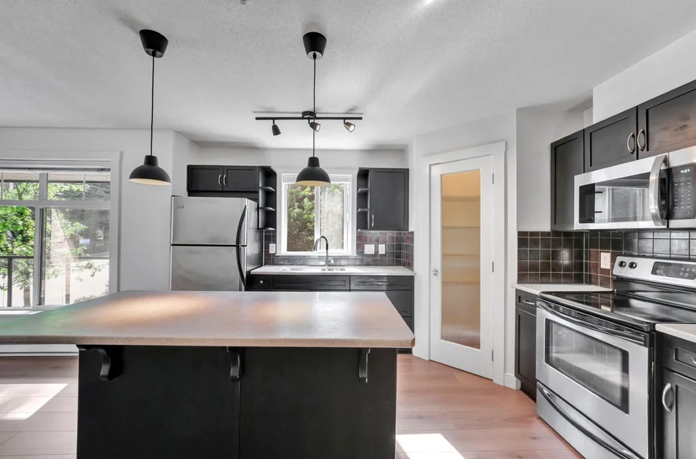 210 2038 SANDALWOOD CRESCENT, Abbotsford BC V2S 3H6, Abbotsford BC — Residential for Sale - Photo 3