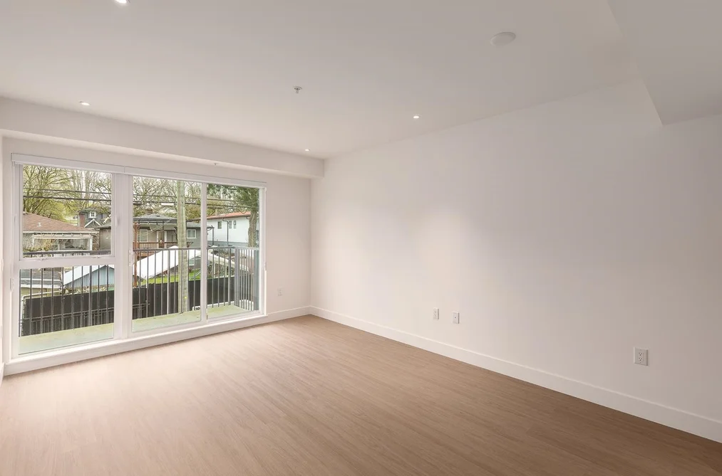 210 2235 E BROADWAY, Vancouver BC V5N 0J5, Vancouver BC — Residential for Sale - Photo 4