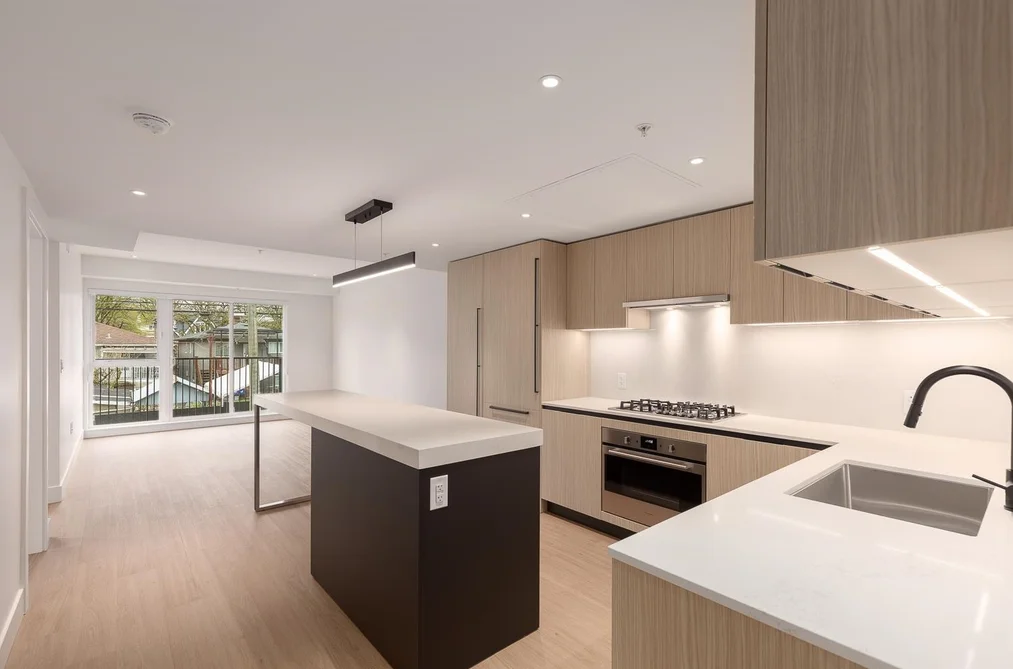 210 2235 E BROADWAY, Vancouver BC V5N 0J5, Vancouver BC — Residential for Sale - Photo 5