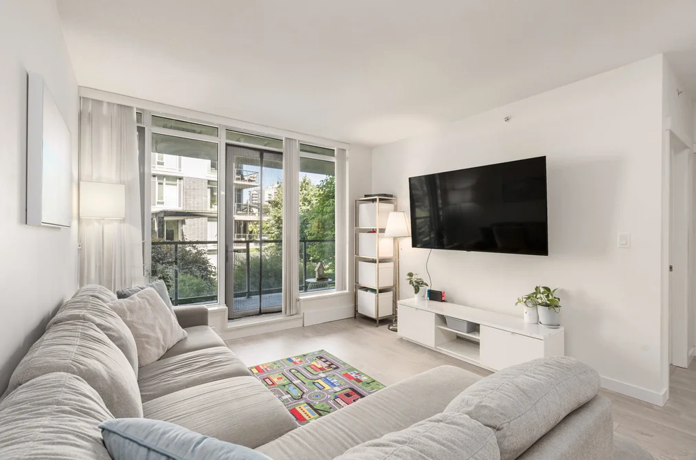 210 3168 RIVERWALK AVENUE, Vancouver BC V5S 0B8, Vancouver BC — Residential for Sale — Photo 3 of 40
