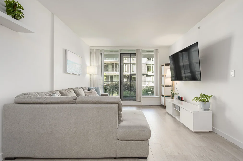 210 3168 RIVERWALK AVENUE, Vancouver BC V5S 0B8, Vancouver BC — Residential for Sale — Photo 5 of 40