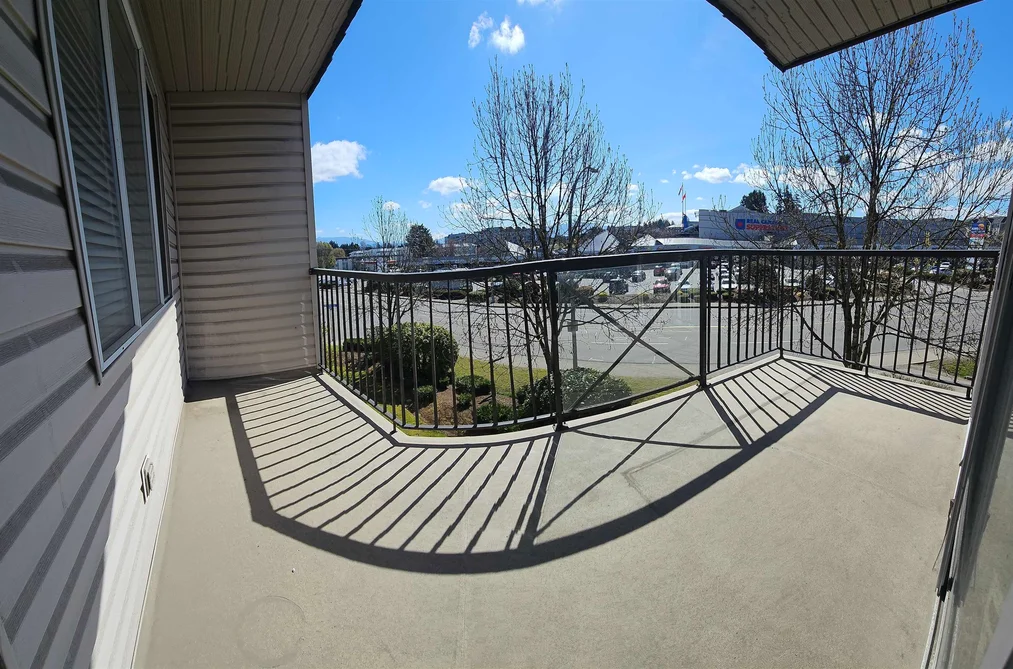 210 32725 GEORGE FERGUSON WAY, Abbotsford BC V2T 5M5, Abbotsford BC — Residential for Sale - Photo 5