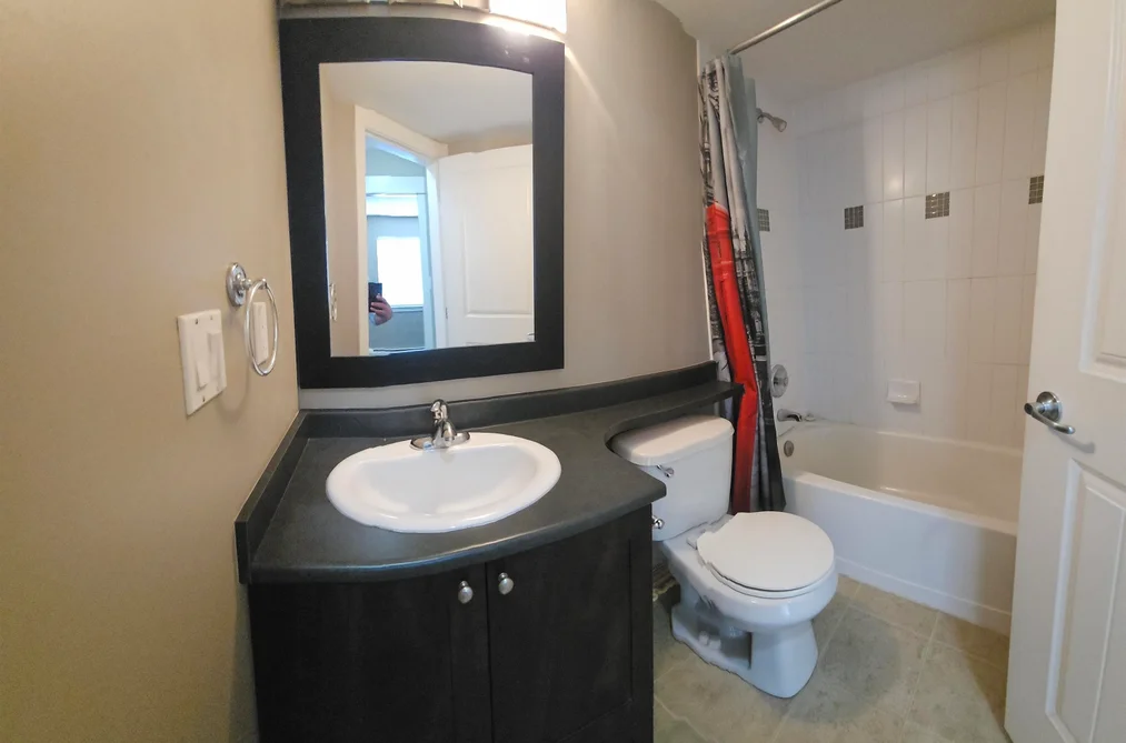 210 32725 GEORGE FERGUSON WAY, Abbotsford BC V2T 5M5, Abbotsford BC — Residential for Sale - Photo 6