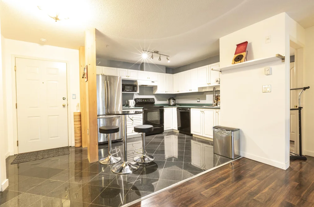 210 33718 KING ROAD, Abbotsford BC V2S 8J3, Abbotsford BC — Residential for Sale - Photo 3