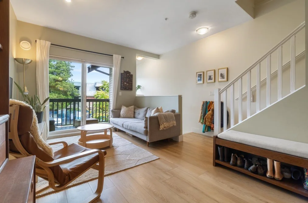 210 4458 ALBERT STREET, Burnaby BC V5C 2G2, Burnaby BC — Residential for Sale - Photo 2