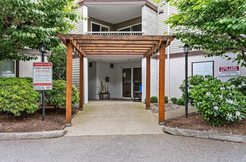 210 45222 WATSON ROAD, Chilliwack BC V2R 3J4, Chilliwack BC — Residential for Sale - Photo 3