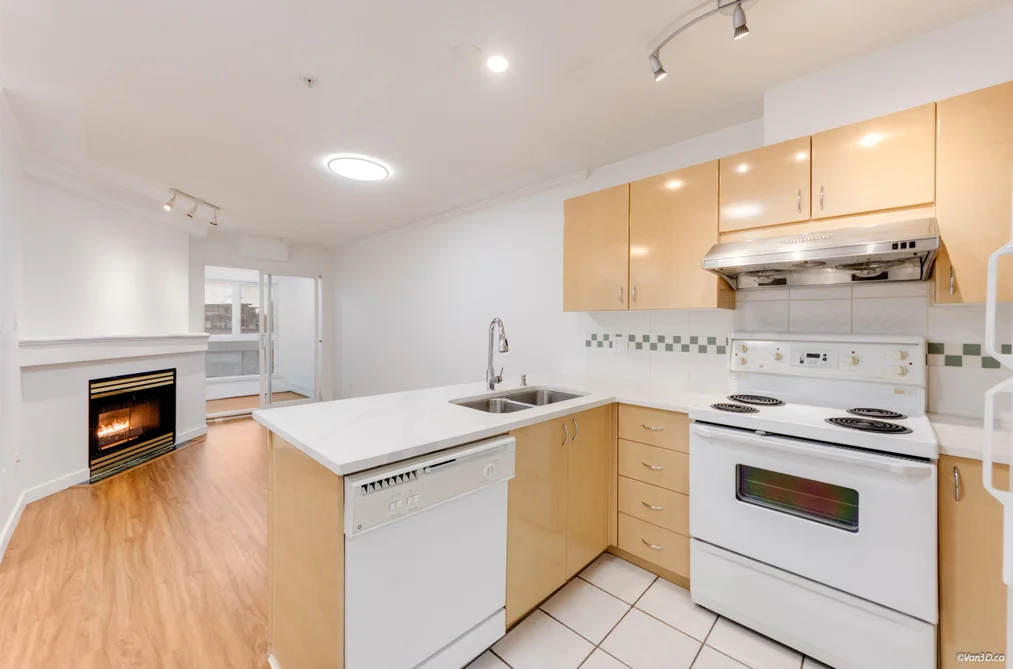 Condo for sale at 210 4989 Duchess Street Vancouver British Columbia - MLS: R3074860
