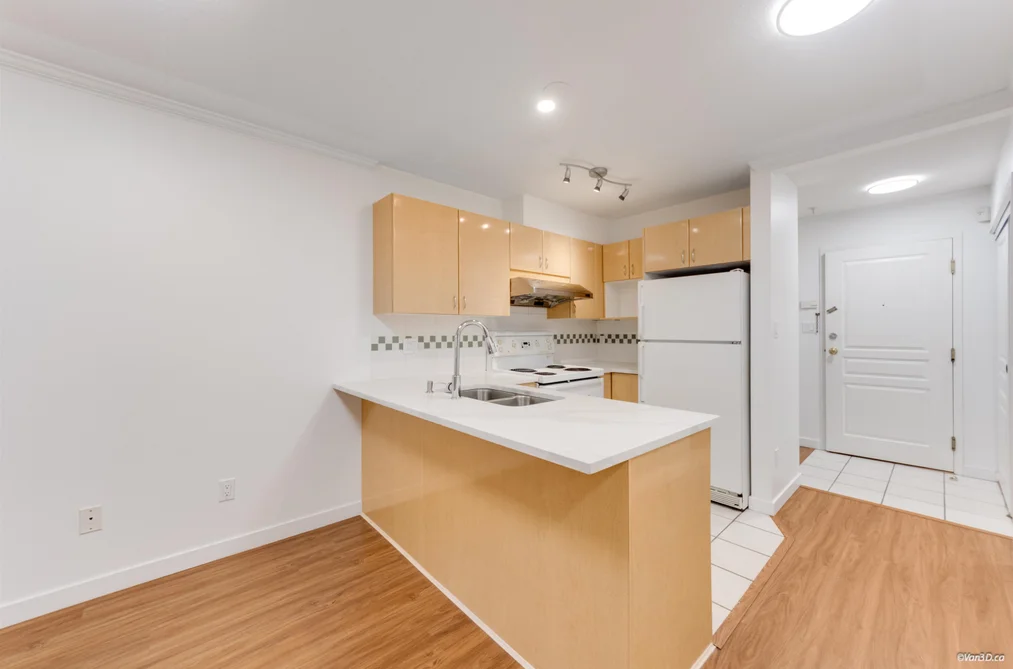 210 4989 DUCHESS STREET, Vancouver BC V5R 6E5, Vancouver BC — Residential for Sale - Photo 4