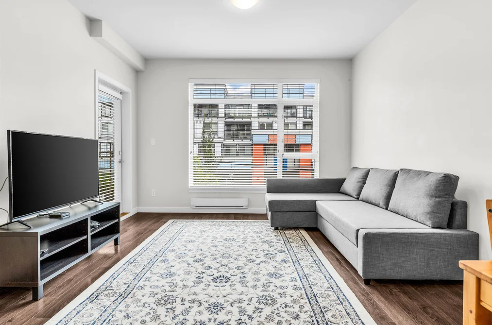 Condo for sale at 210 5248 Grimmer Street Burnaby British Columbia - MLS: R3142276