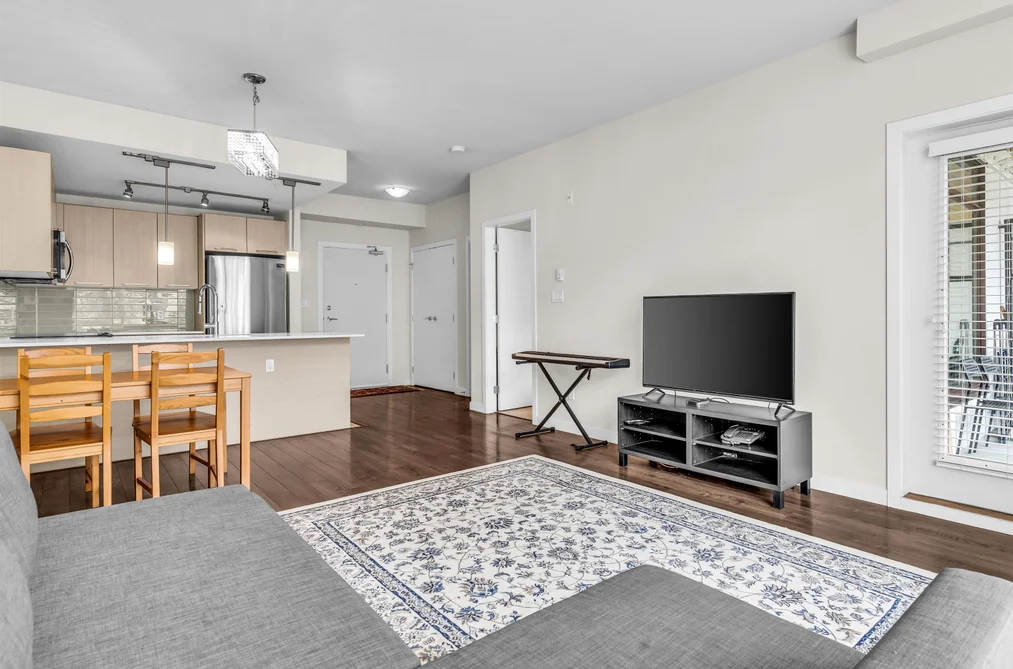 210 5248 GRIMMER STREET, Burnaby, BC — Residential for Sale - Photo 2
