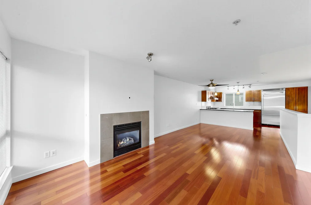 210 670 W 6TH AVENUE, Vancouver BC V5Z 1A3, Vancouver BC — Residential for Sale - Photo 2