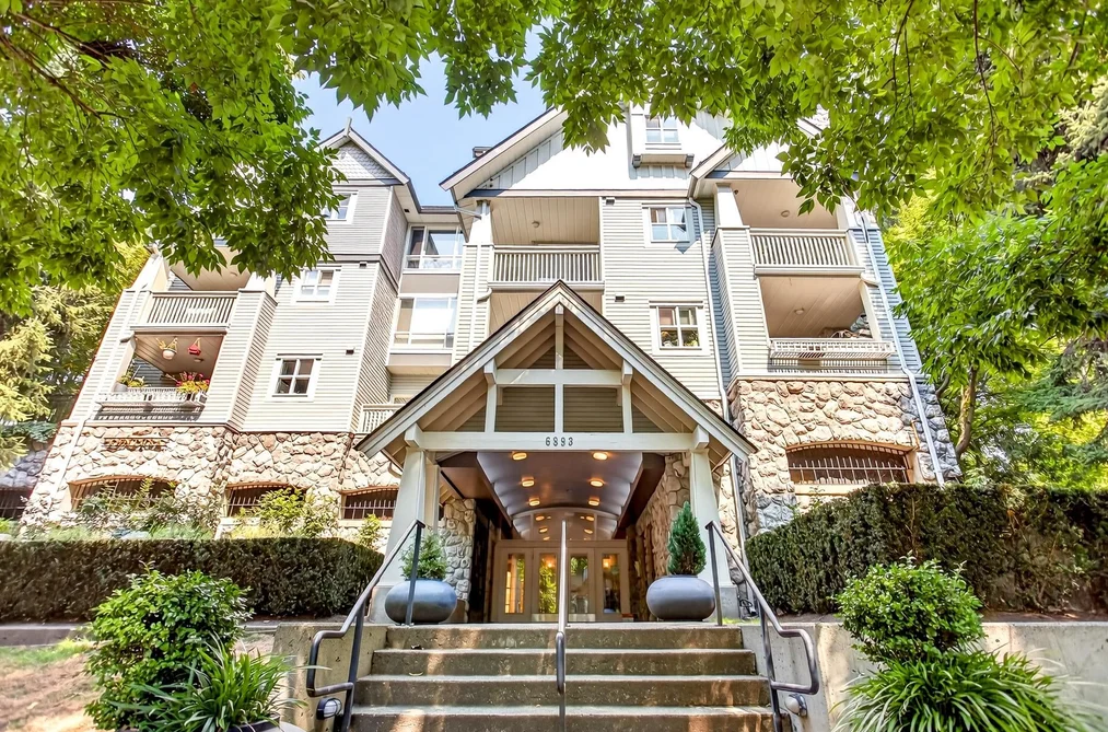 Condo for sale at 210 6893 Prenter Street Burnaby British Columbia - MLS: R3156296