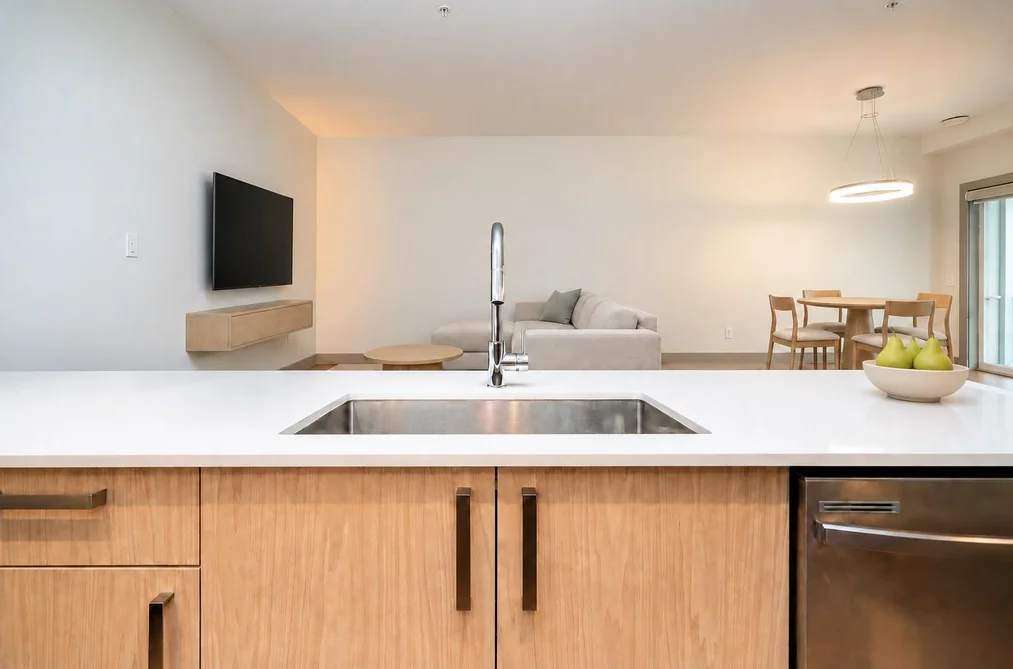 210 - 6968 Royal Oak Avenue, Burnaby, BC - MLS: R3175692 - Photo 8 210 - 6968 Royal Oak Avenue, Burnaby, BC - MLS: R3175692 - Photo 8