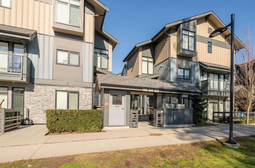 210 7131 17TH AVENUE, Burnaby BC V3N 1K8, Burnaby BC — Residential for Sale - Photo 2