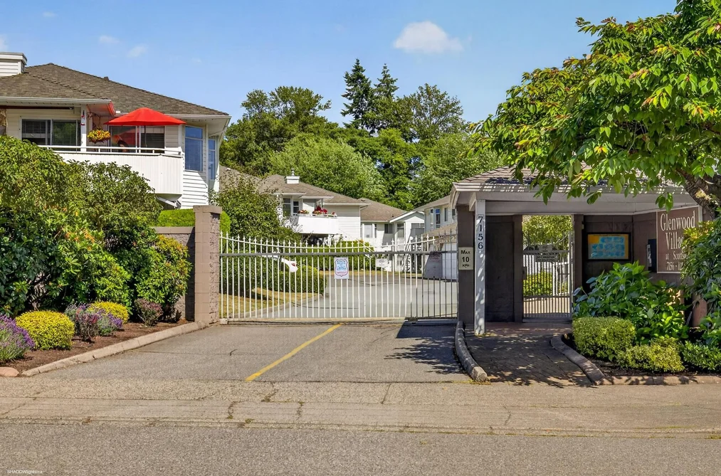 Townhouse for sale at 210 7156 121 Street Surrey British Columbia - MLS: R3142912