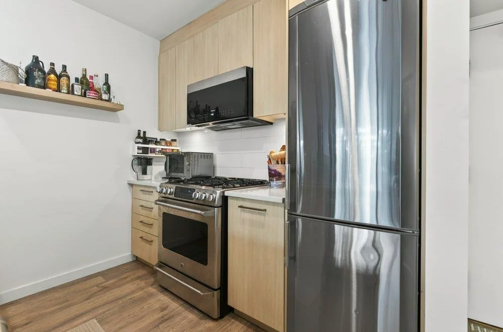 210 9080 UNIVERSITY CRESCENT, Burnaby BC V5A 0B7, Burnaby BC — Residential for Sale - Photo 7