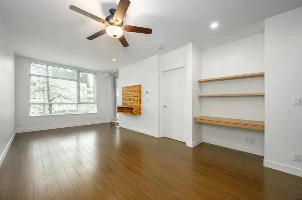 210 9150 UNIVERSITY CRESCENT, Burnaby BC V5A 0C5, Burnaby BC — Residential for Sale - Photo 4
