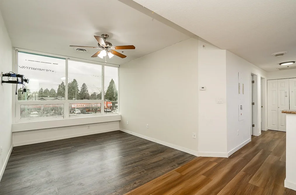 210 9278 120, Surrey BC V3W 4B8, Surrey BC — Residential for Sale - Photo 2