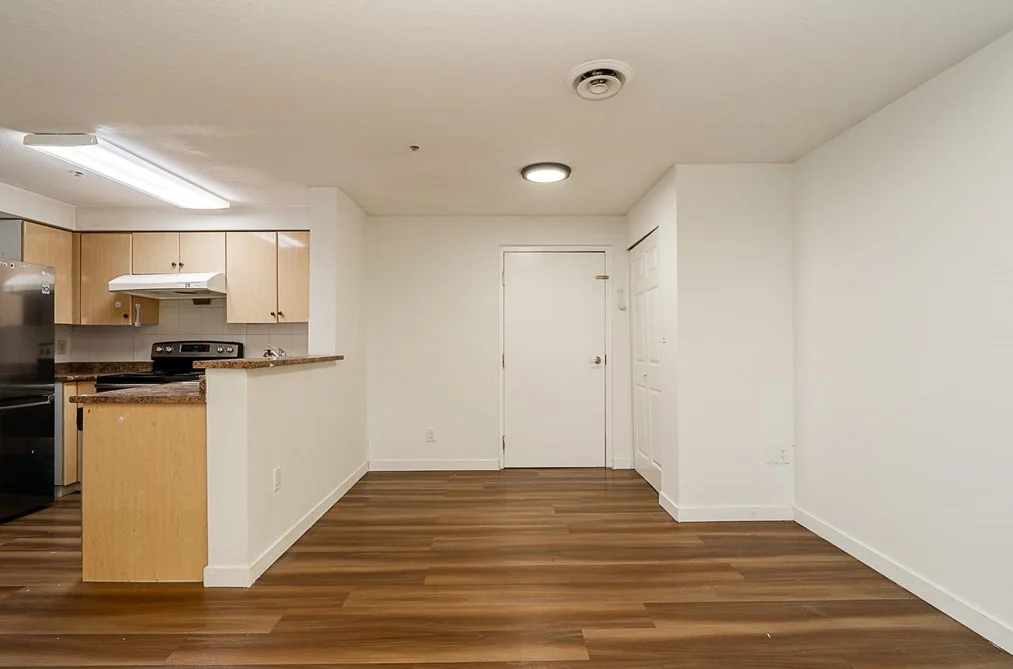 210 9278 120, Surrey BC V3W 4B8, Surrey BC — Residential for Sale - Photo 6