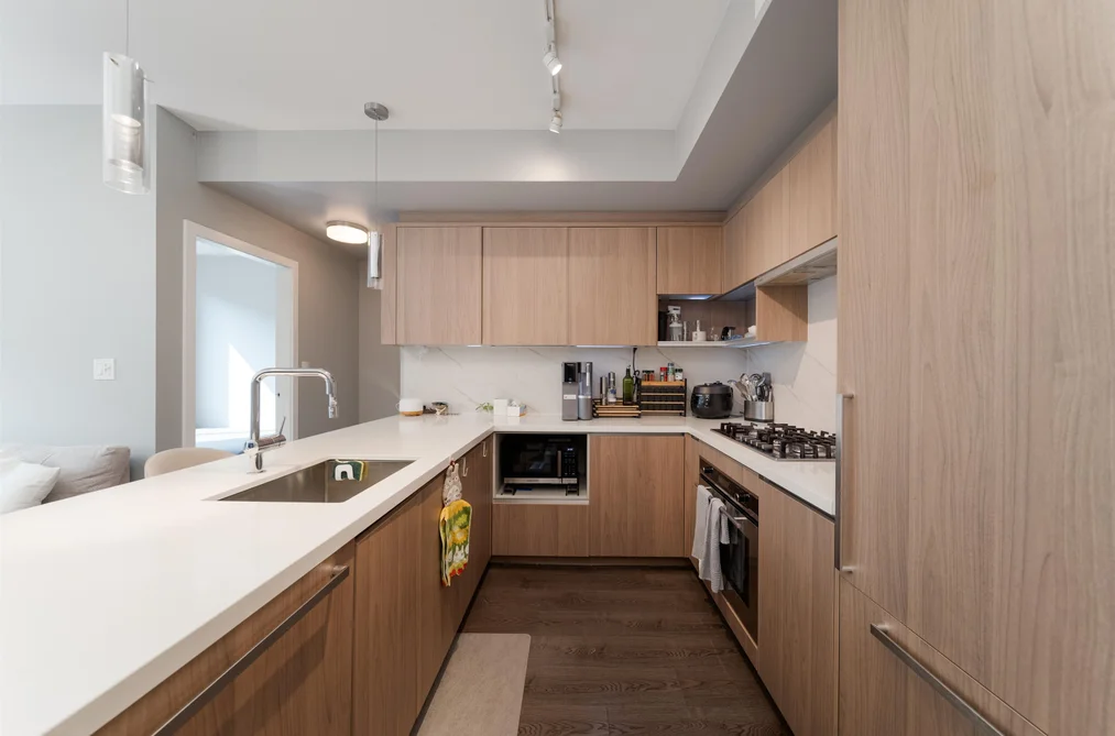 Condo for sale at 210 9333 Tomicki Avenue Richmond British Columbia - MLS: R3156456