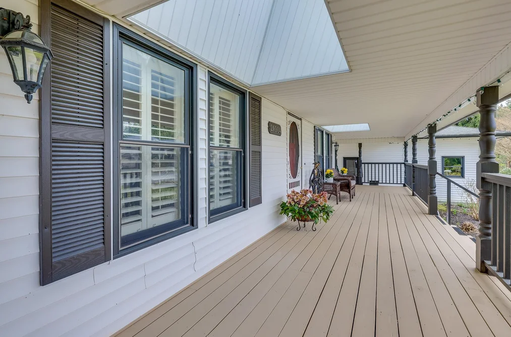 21004 43 AVENUE, Langley BC V3A 5X5, Langley BC — Residential for Sale - Photo 2