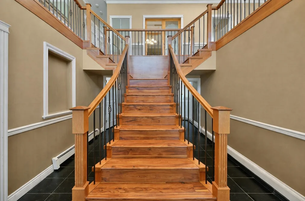 21008 BARKER AVENUE, Maple Ridge BC V2X 8R6, Maple Ridge BC — Residential for Sale - Photo 4